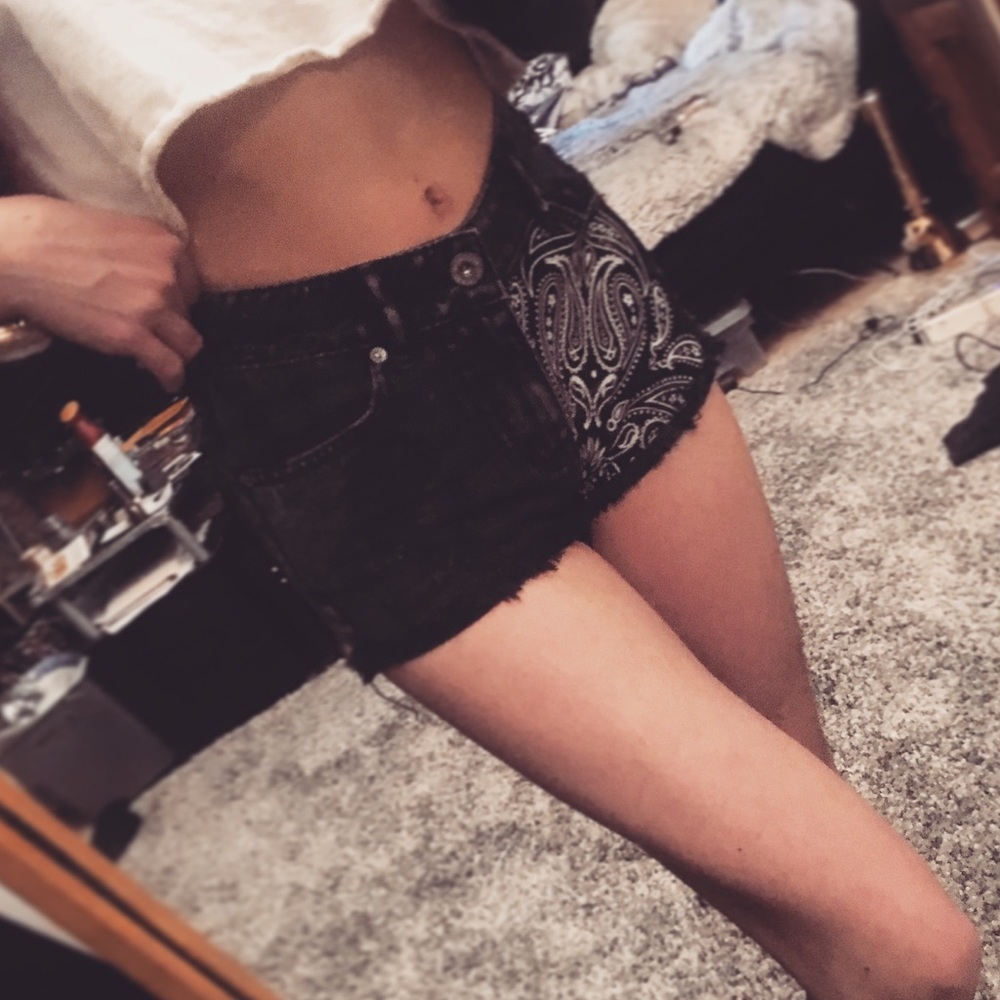 BULLHEAD Black Acid Wash Bandana High Waist Shorts